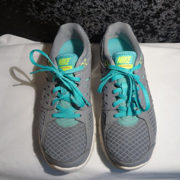 Nike -Flex Run 2013-Womens- size 7 - Picture 1 of 7